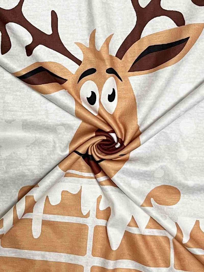 Plus Size Reindeer Graphic Long Sleeve T-Shirt
